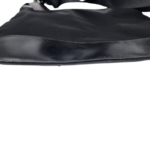 TUMI Women's Black Nylon & Leather Crossbody Strap Handbag Bag Size Large - Picture 7 of 8